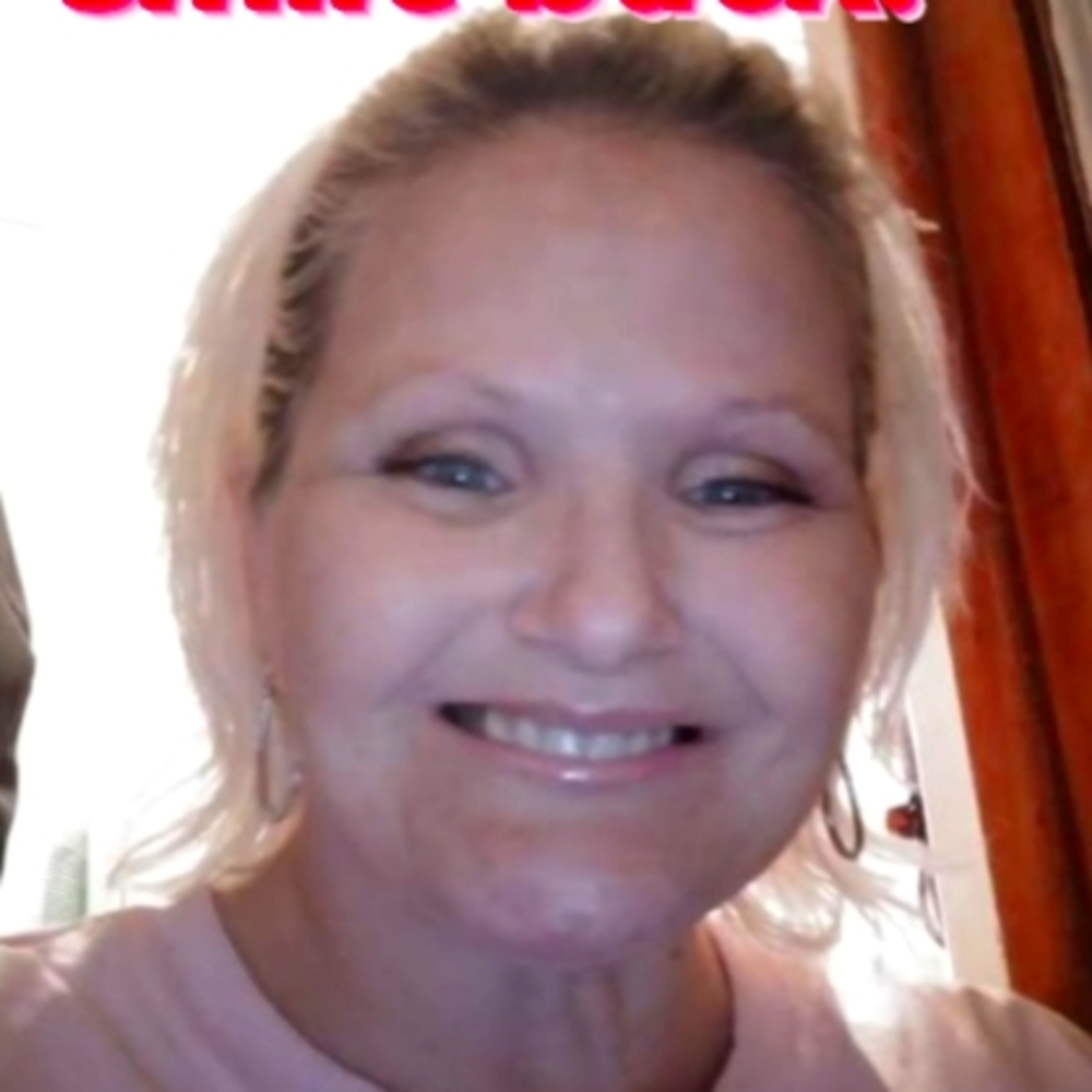 Meet your Posher, Rebeka